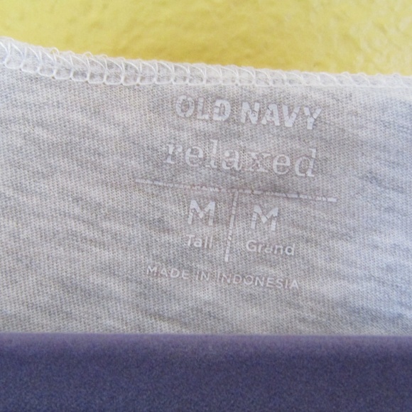 Off the shoulder T-shirt - Picture 3 of 3